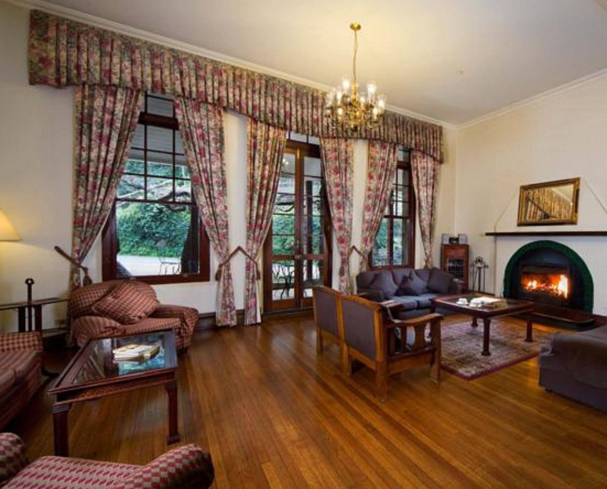 Jenolan Caves House Exterior foto